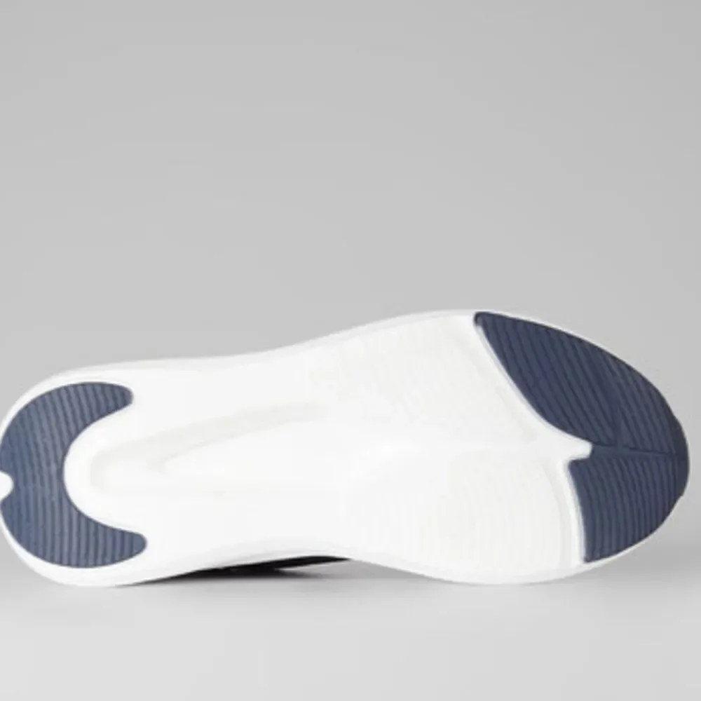 32 Degrees Cloudy Sneakers